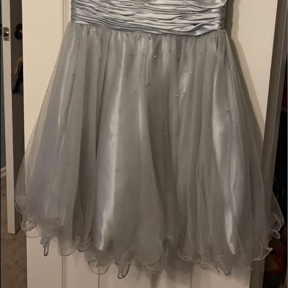 Juliet Party Dress - Picture 3 of 5